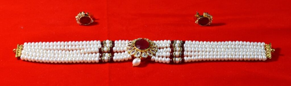 Featured image for: chokers